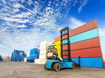 外貿(mào)代理助推我國(guó)外貿(mào)進(jìn)出口連續(xù)15個(gè)月平穩(wěn)增長(zhǎng)，技術(shù)服務(wù)成新引擎